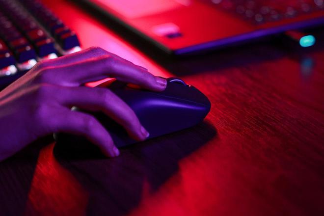 电竞装备矩阵：m16 R2+Pro键鼠耳机性能巅峰人生就是博-尊龙凯时纯血Alienware外星人(图19)