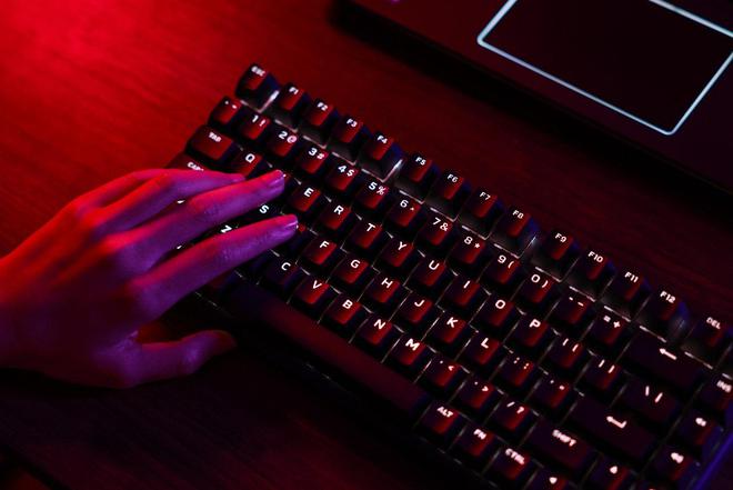 电竞装备矩阵：m16 R2+Pro键鼠耳机性能巅峰人生就是博-尊龙凯时纯血Alienware外星人(图30)