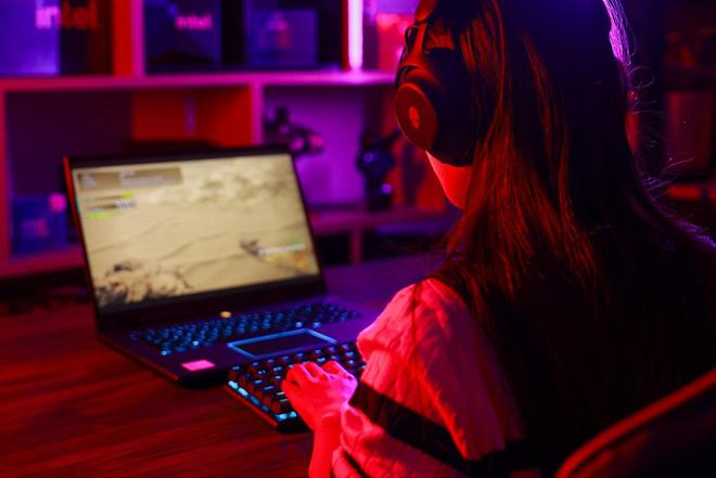 电竞装备矩阵：m16 R2+Pro键鼠耳机性能巅峰人生就是博-尊龙凯时纯血Alienware外星人(图44)